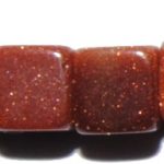 Aventurina Dorada cubo 4 mm.