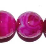 Ágata Fucsia veteada bola facetada 6 mm.