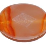 Cornalina oval facetado 13*18 mm.