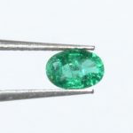 Esmeralda Oval Facetado 6*4 mm ( Alta Calidad)