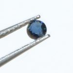 Zafiros talla redonda 2-3 mm.