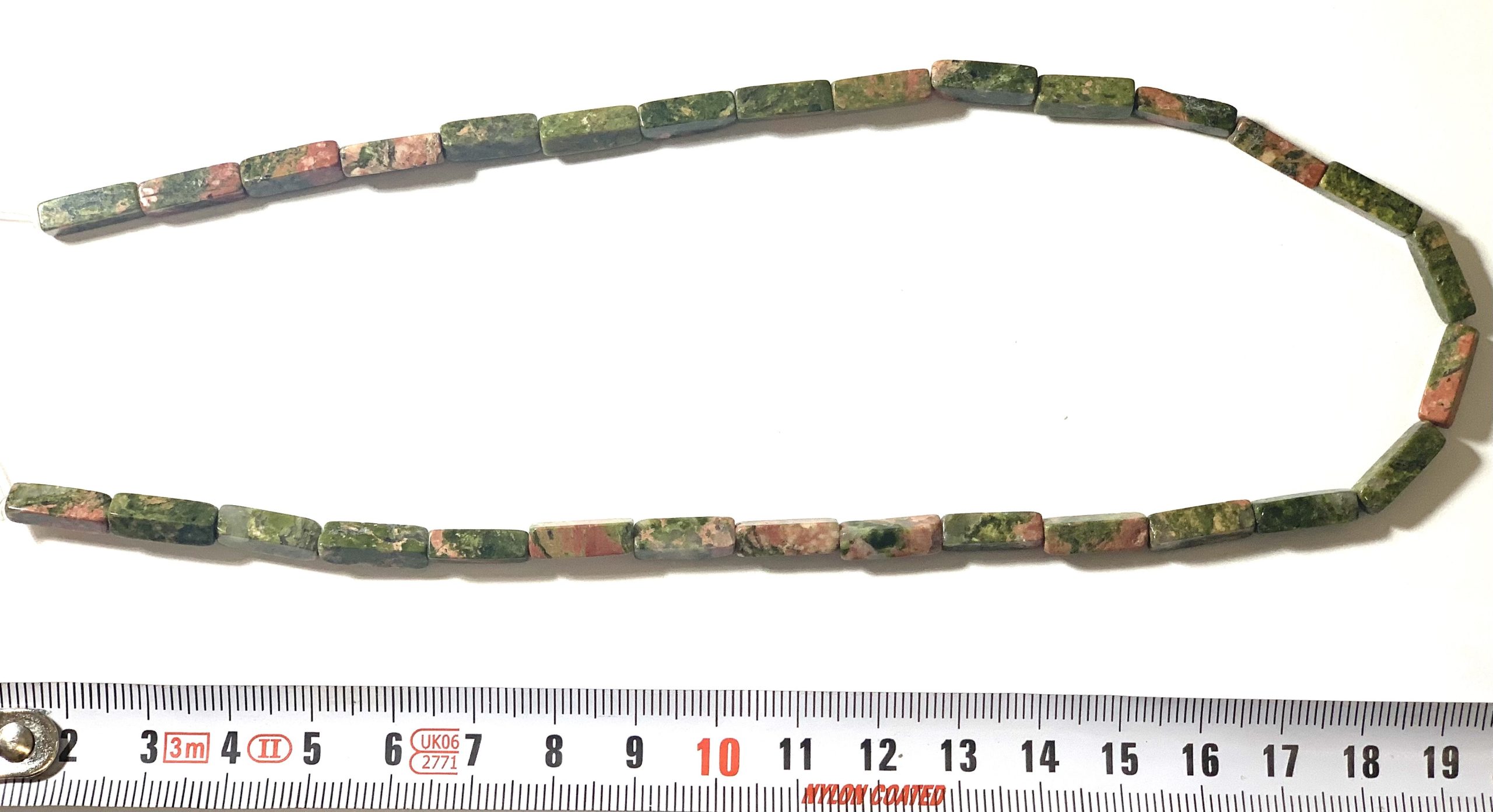 ps-2429-2429 Jade Verde cuboide 12*4 mm - Imagen 1