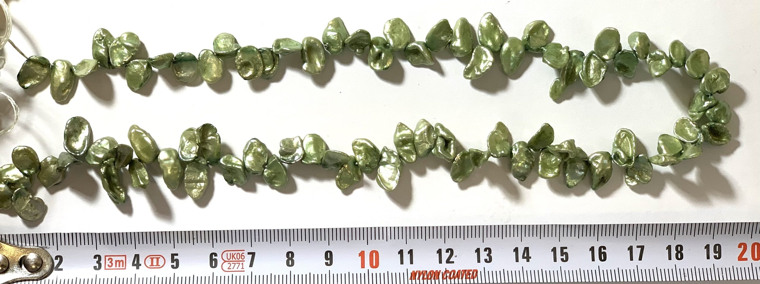 ps-2442-2442 Perla Flecos verde 8 mm - Imagen 1
