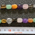 Surtido Multicolor cuboide 10*12 mm.(alta calidad)